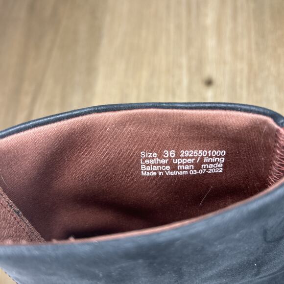 Dansko Womens 36 US 5.5-6 Boots Brianne Waterproof Leather Black Bootie 7766 - Picture 8 of 9